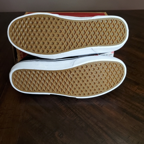 Vans Bearcat Black/White Men Size 8, equivalent to Women Size 9.5 - Picture 7 of 11